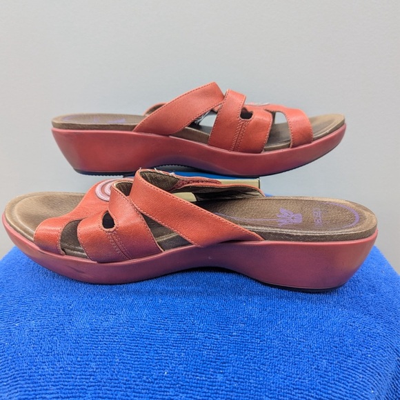 Dansko Dixie Women's Coral Leather Slide Wedge Artsy Boho Sandals EU 40 - Picture 3 of 7